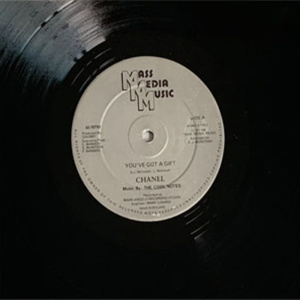 Chanel – I’ll Be Your Girl b/w You’ve Got A Gift (Vinyl)